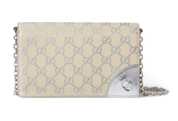 Cartera GG Emblem con cadena