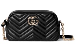 กระเป๋า GG Marmont small camera bag