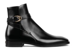 Men's boot with buckle