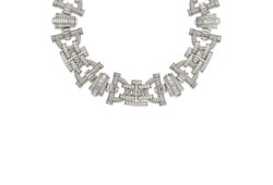 Gucci Staffa crystal necklace