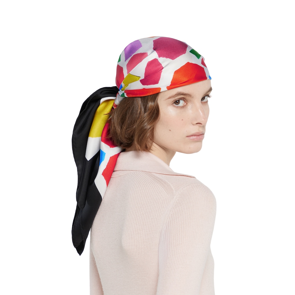 90 x 90 project printed silk carré