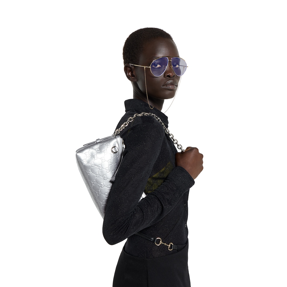 GG Emblem small shoulder bag