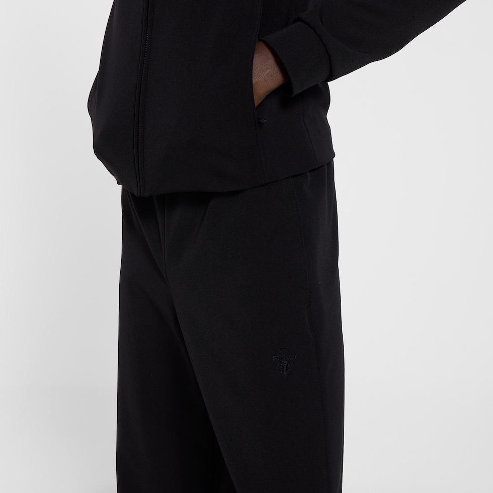 Stretch nylon sportswear pants