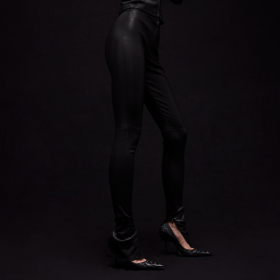 Pantalon ajusté en cuir stretch léger