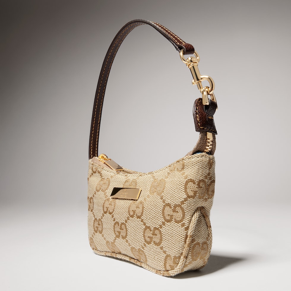 Lady Lunetta charm