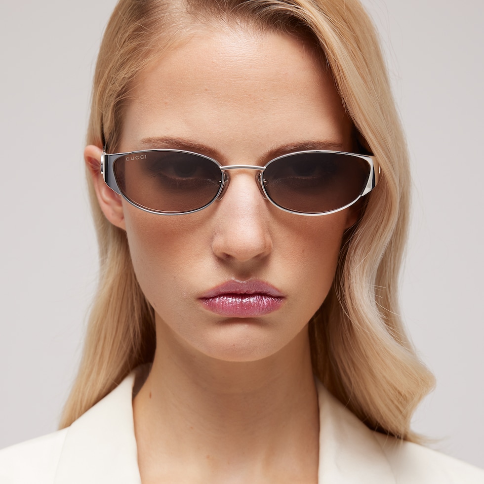 Oval-frame sunglasses