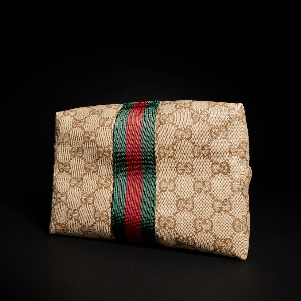 Large cosmetic case with Web