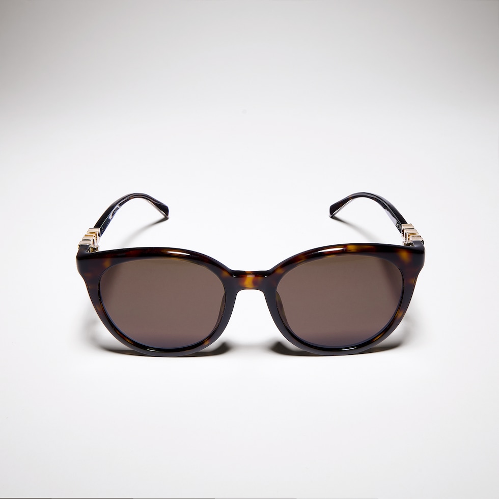 Low nose bridge fit round sunglasses