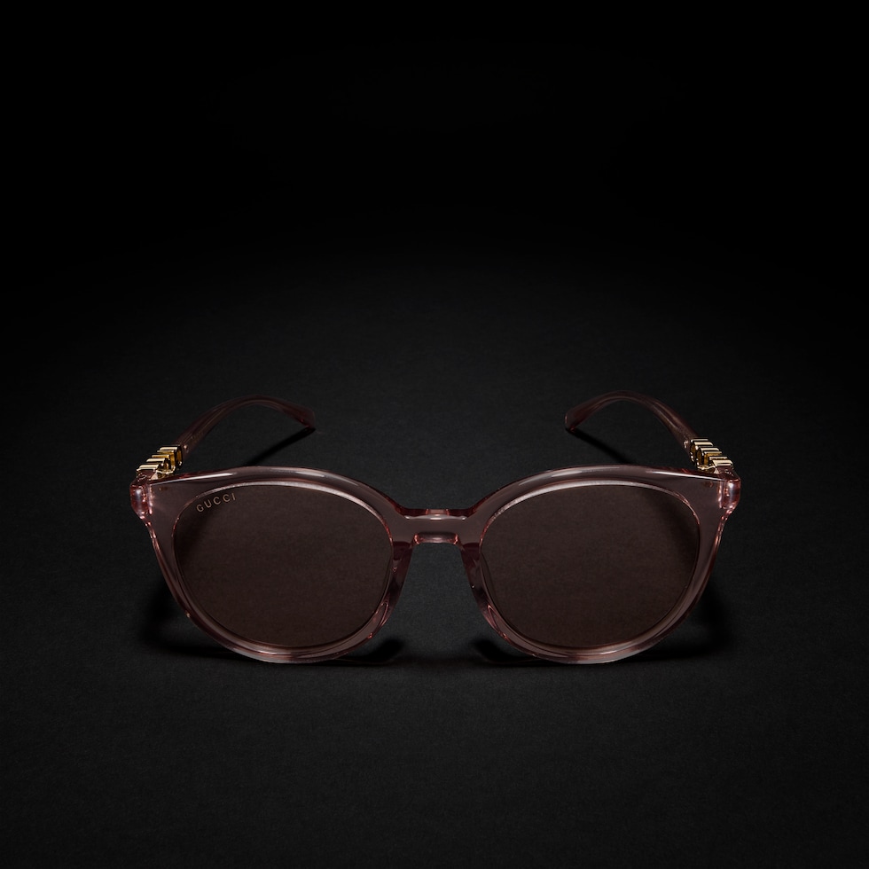 Low nose bridge fit round sunglasses