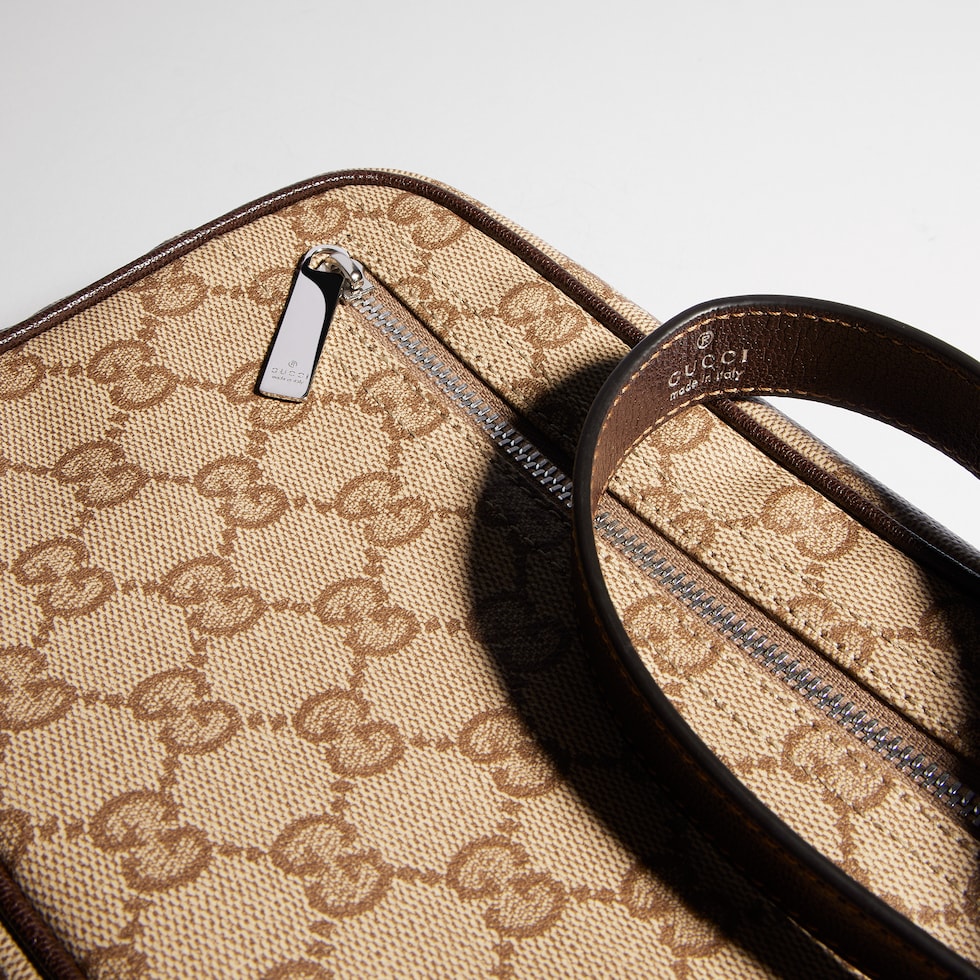 Gucci Essence Classic small pouch