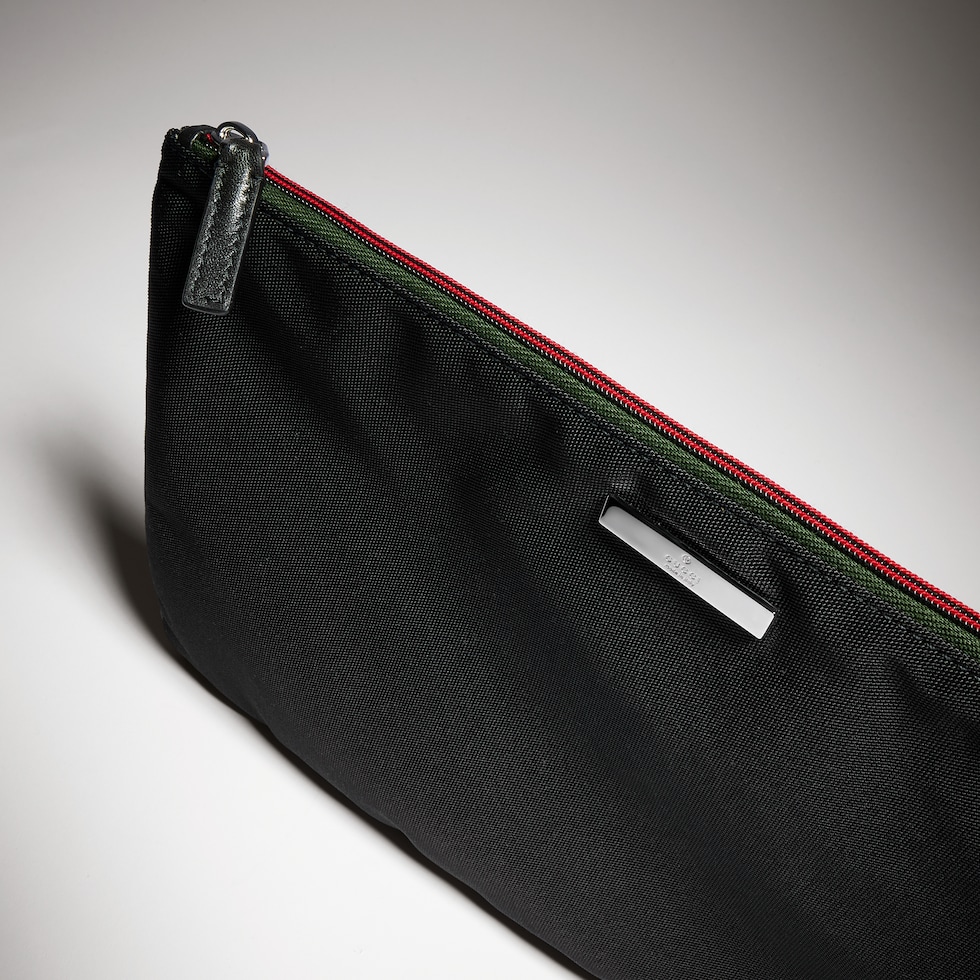 Gucci Tag medium pouch