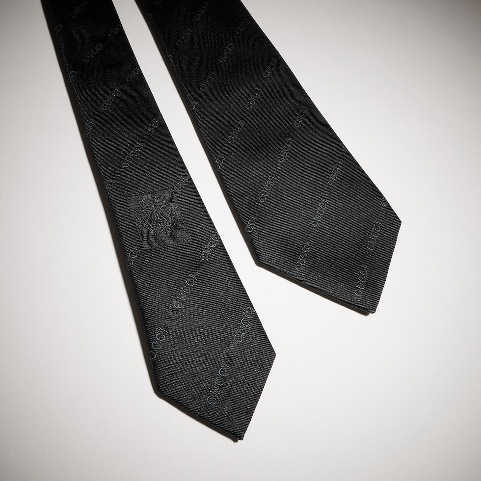 Corbata de jacquard de seda Gucci