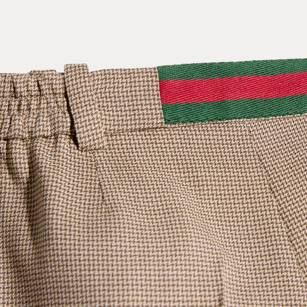 Baby-Shorts aus Wolle mit Chevron-Muster