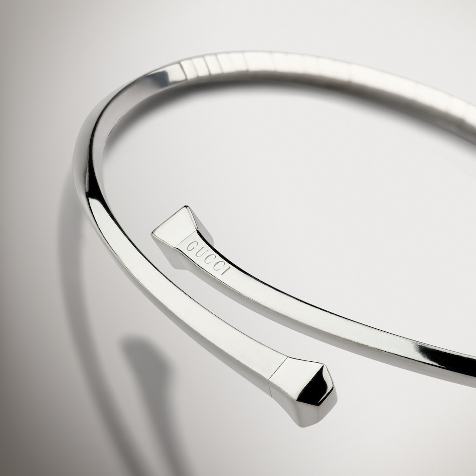 Chiodo flexible choker necklace