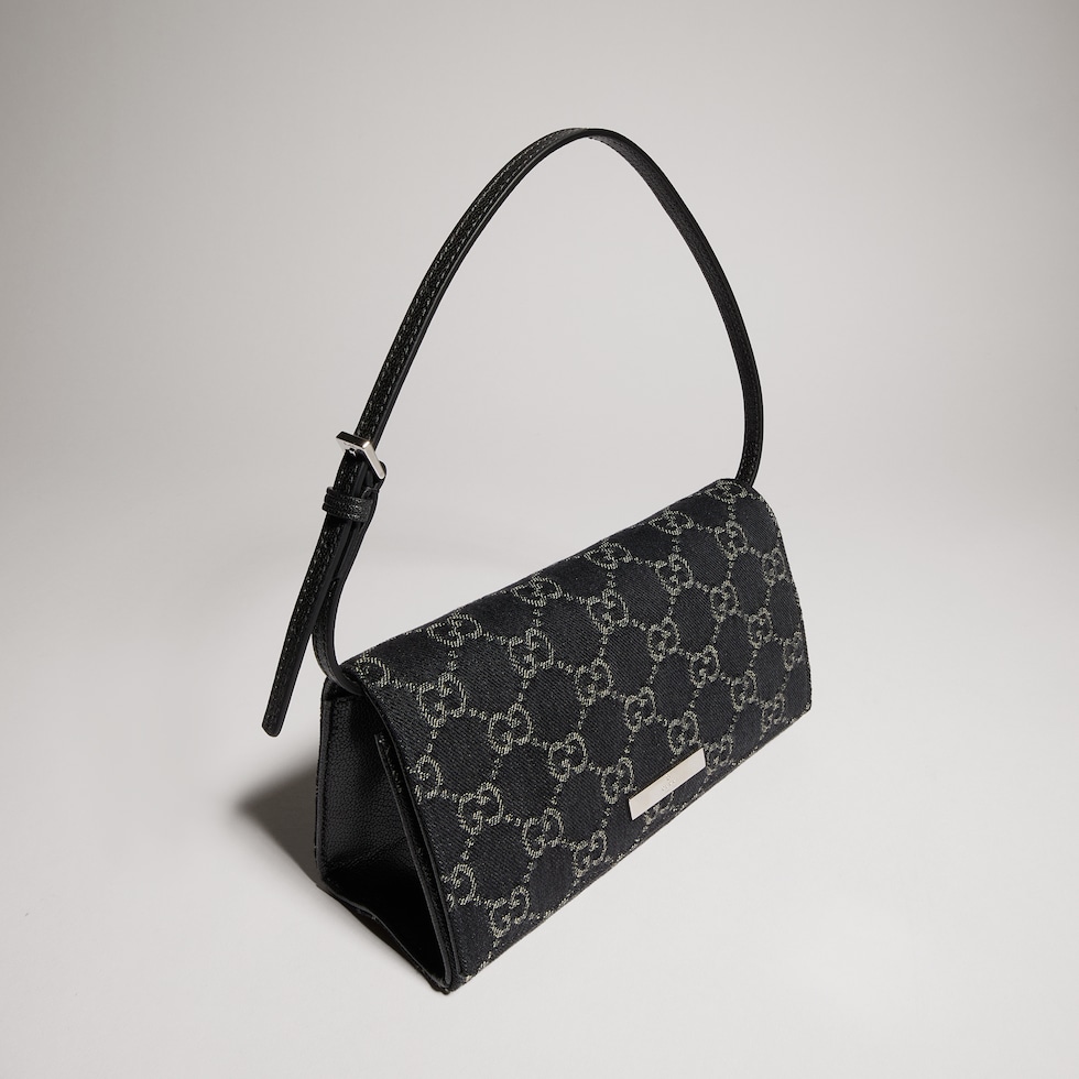 Kleine Pouch mit Riemen und Gucci Plakette