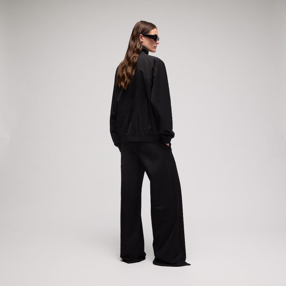Soft technical twill leisure pants