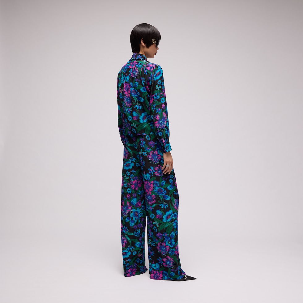 Pantalón informal de seda con estampado