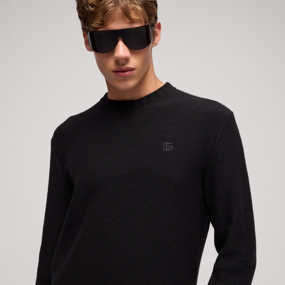 Knit wool cashmere sweater with embroidery