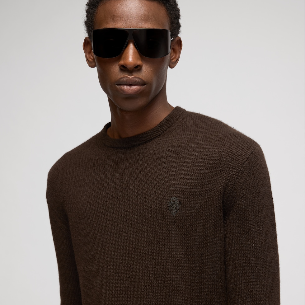 Knit cashmere sweater with embroidery