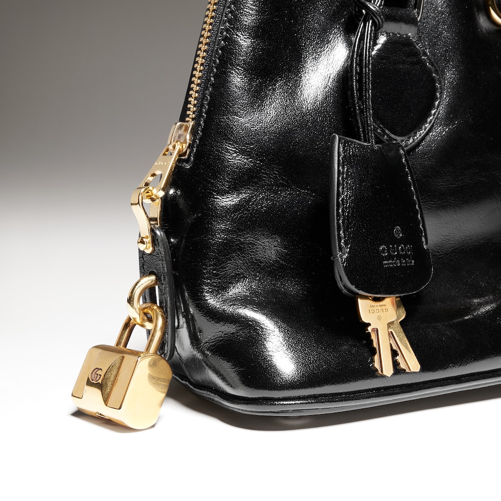 Small bamboo-effect top handle bag
