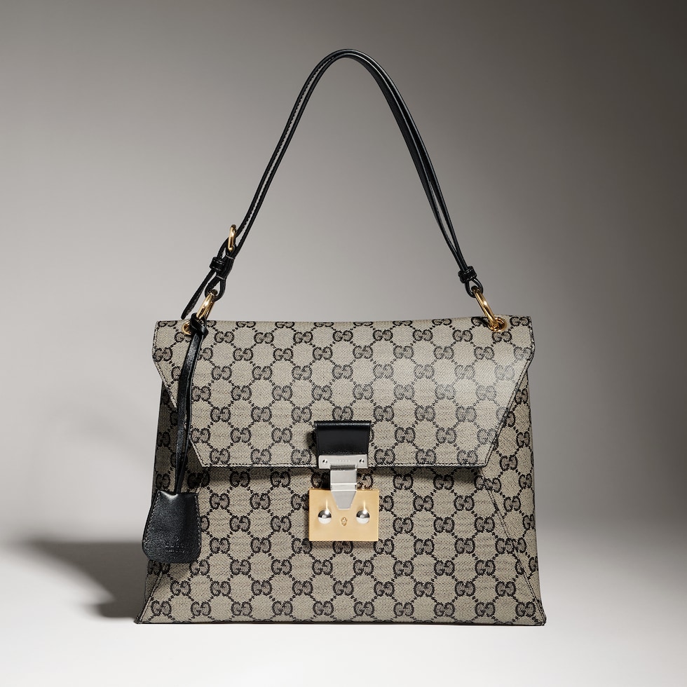 Medium top handle bag with lock