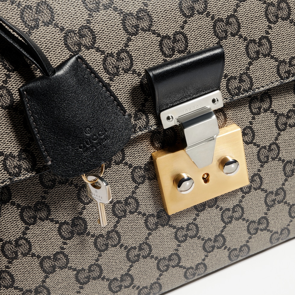 Medium top handle bag with lock