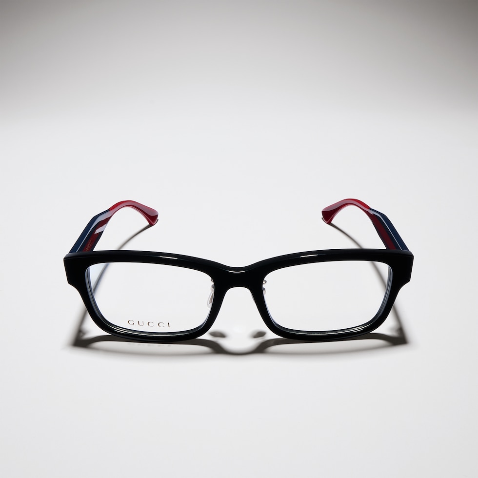 Low nose bridge fit rectangular optical frame