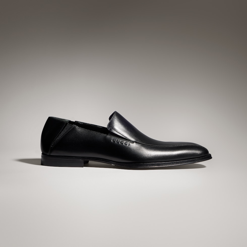 Men's loafer with embossed logo