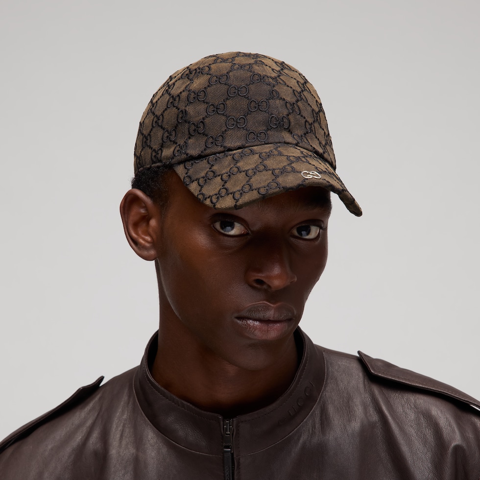 Casquette en toile de coton brodée
