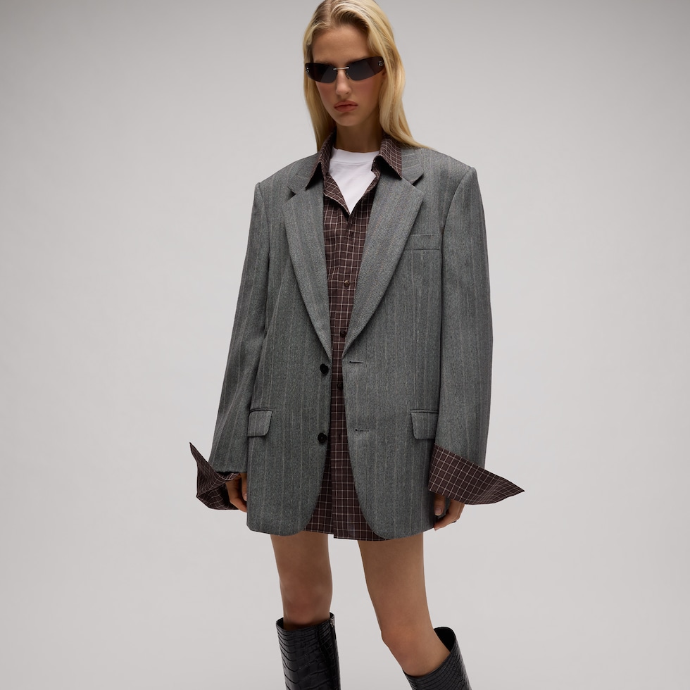 Chaqueta de lana con raya diplomática