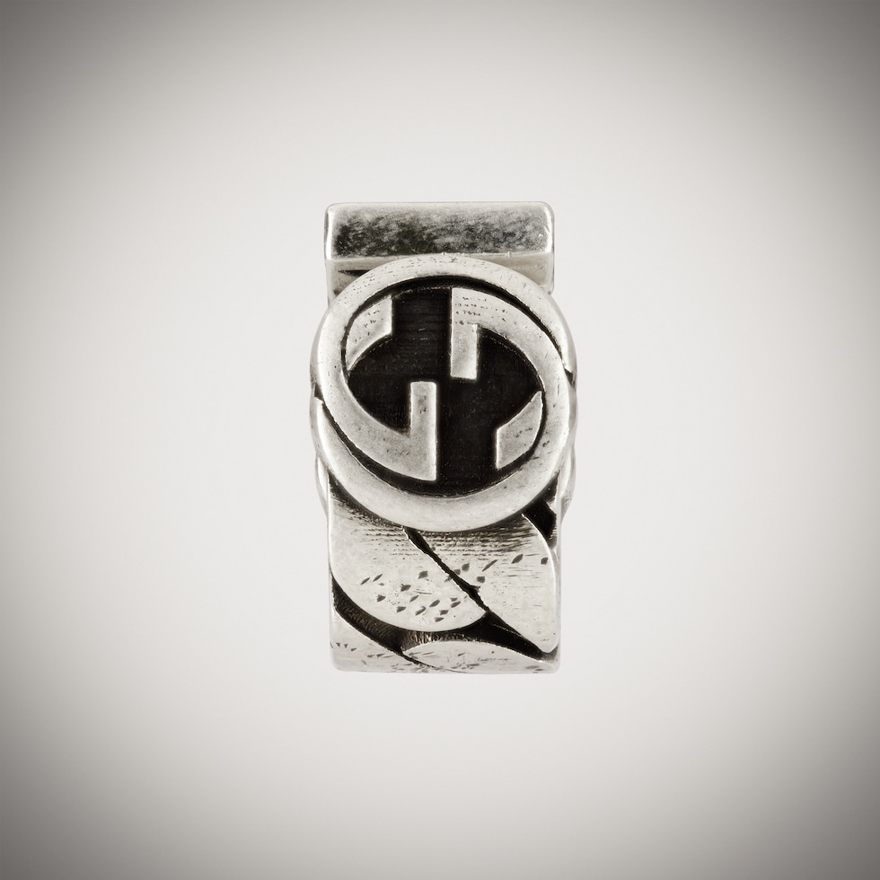 Gucci Interlocking ear cuff