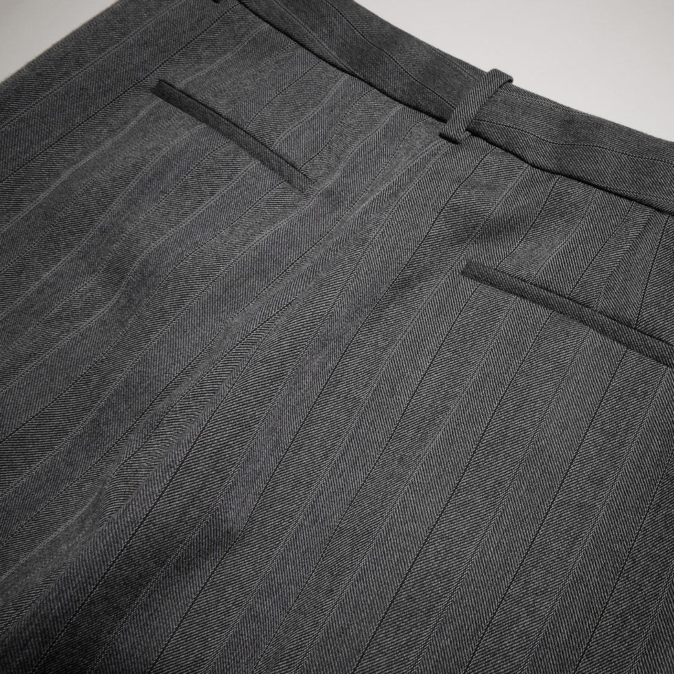 Pantaloni in lana gessata
