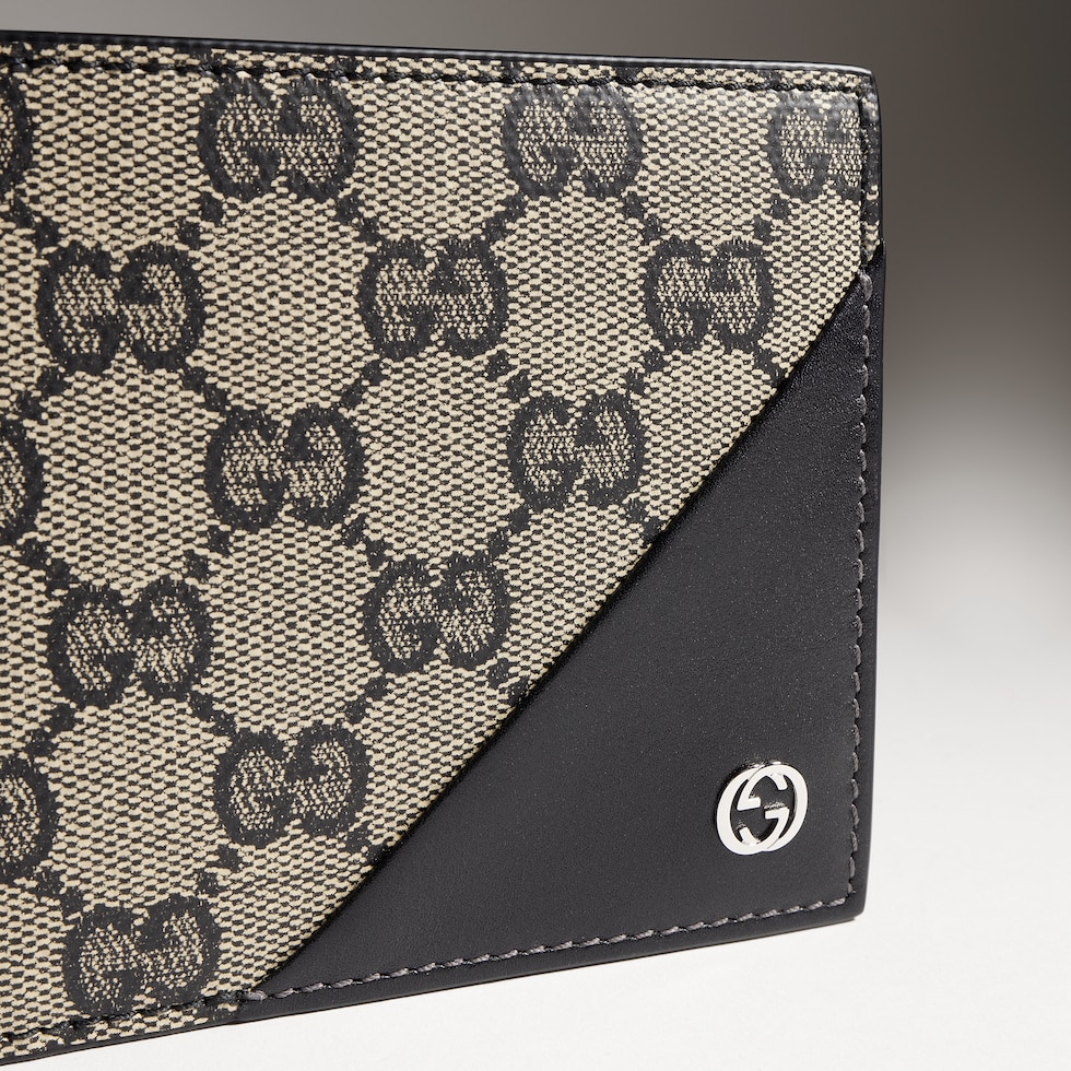Bi-fold wallet with Interlocking G