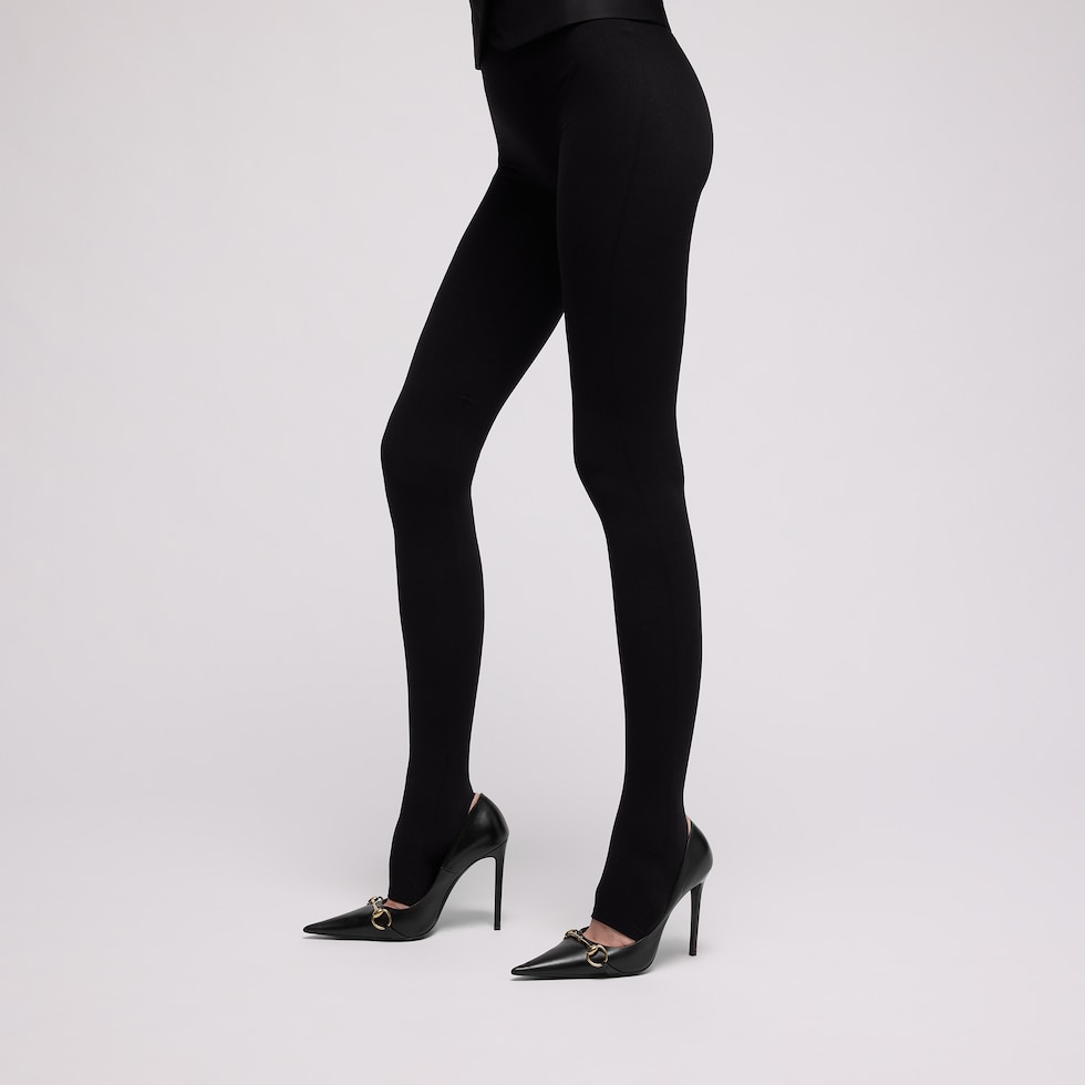 Seamless stretch nylon jersey leggings