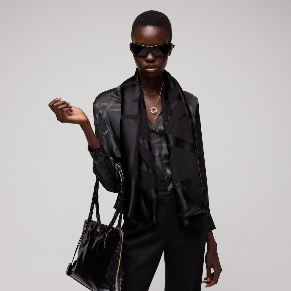 Châle en soie et viscose dévoré équestre Gucci