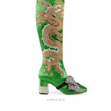 Gucci Hoher Stiefel mit mittelhohem Absatz aus Satin mit Drachen-Motiv - view 2