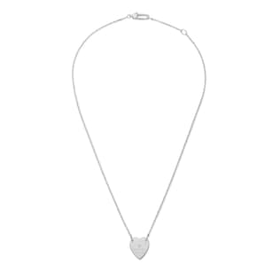 Heart necklace with Gucci trademark