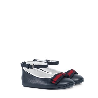 Ballerina in pelle con dettaglio Web