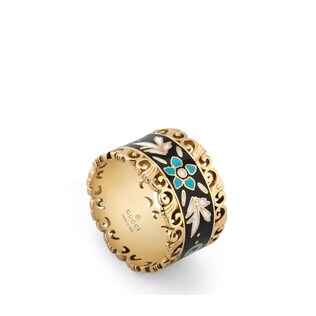 Icon ring in yellow gold