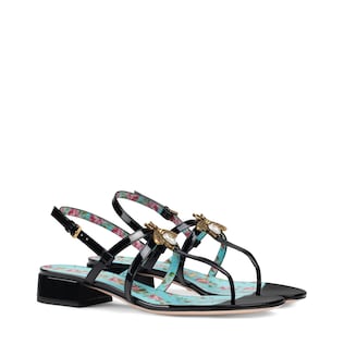 Patent leather sandal with bee