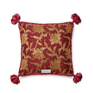 Velvet cushion with Spaniel dog embroidery