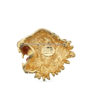 Rajah brooch in metal