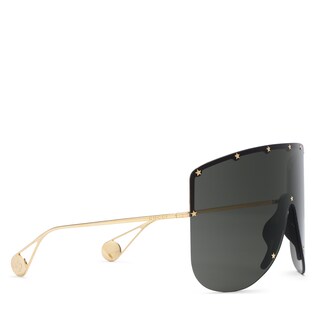 Mask sunglasses with star rivets