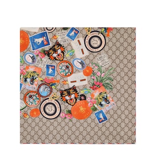 Foulard in seta con stampa Gucci Courrier