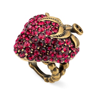 Strawberry ring with crystals