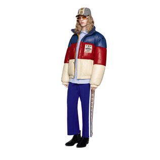 Veste en cuir matelassé avec empiècement