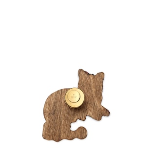 Embroidered cat brooch