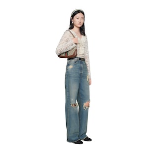 Ripped Jeans aus Bio-Denim mit ökologischer Waschung