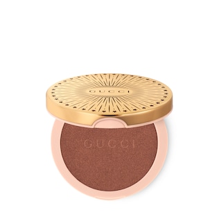 05, Gucci Glow Highlighter powder
