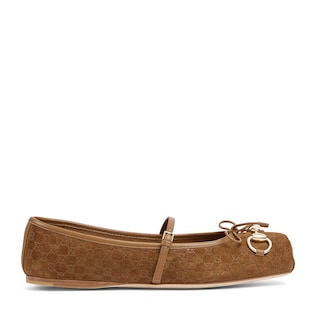 حذاء باليه مسطّح بطبعة Gucci Horsebit للنساء